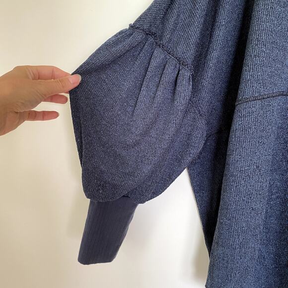 NWT Free People Women's Marla Oversized Henley Top in Poppy Seed Blue Small - Picture 6 of 12